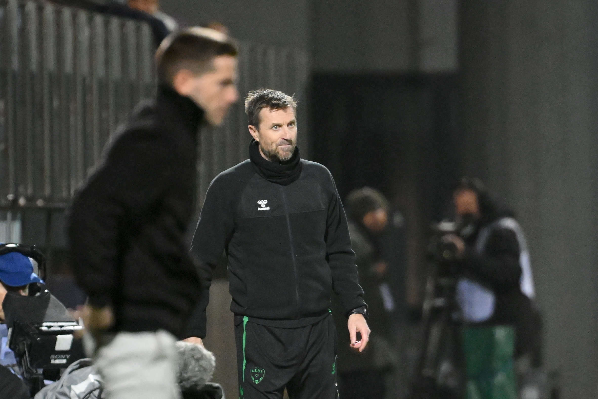 L'entraîneur de l'ASSE, Eirik Horneland, lors du déplacement à Dunkerque.