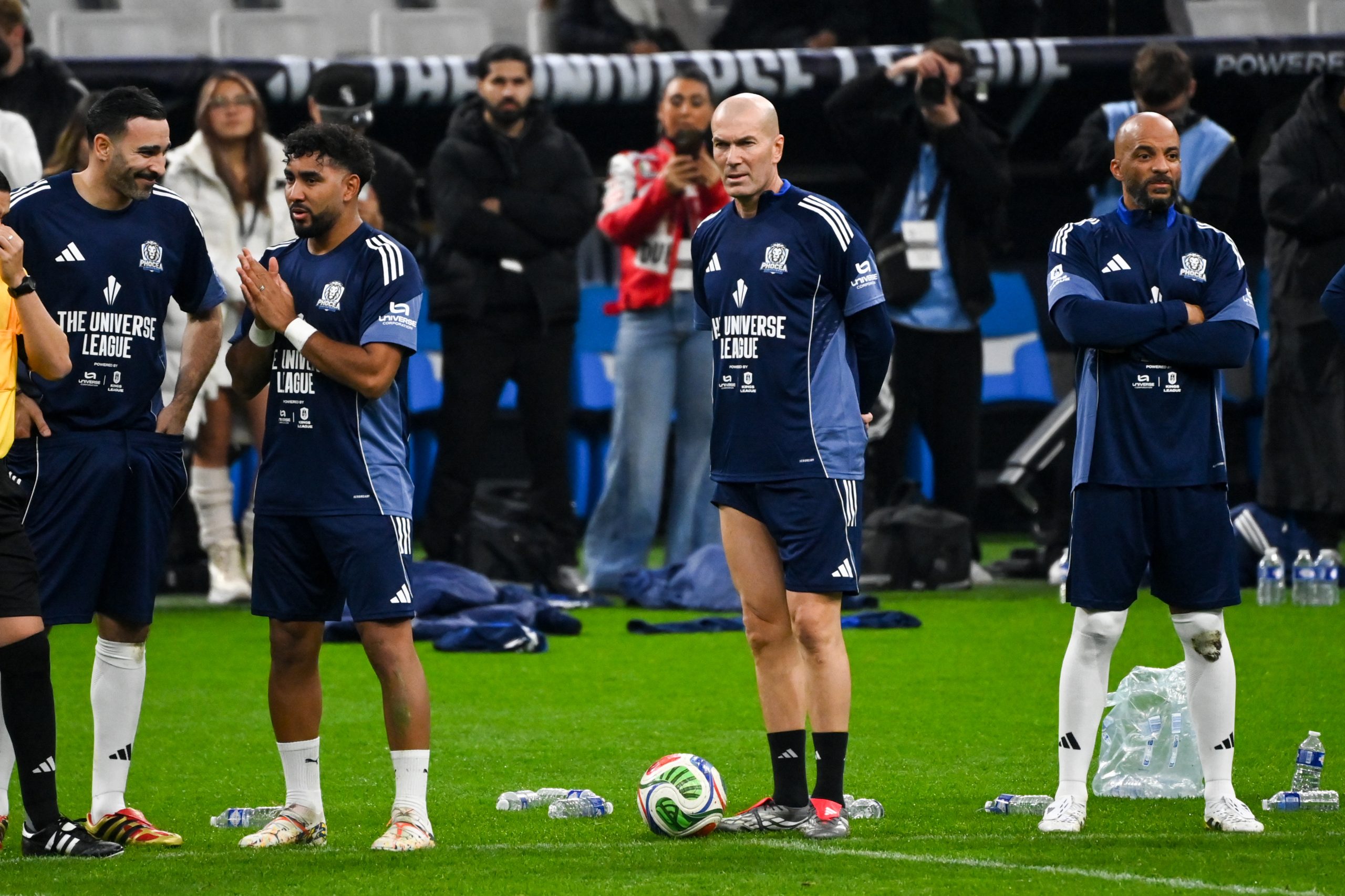 Zinédine Zidane au stade Vélodrome, lors de l'Universe League.