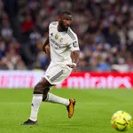 Real Madrid : Rüdiger perd ses nerfs, un enfant supporter en fait les frais à l’entraînement !  