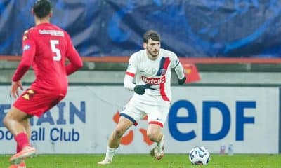 Khvitcha Kvaratskhelia prend ses marques au PSG.