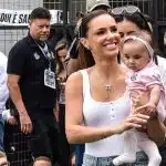 La compagne de Neymar, Bruna Biancardi, en met plein les yeux en présentant ses filles