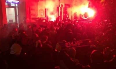 Les ultras en feu.