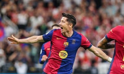 Robert Lewandowski a demandé à Ronaldo Araujo de rester au FC Barcelone.