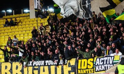 Les supporters du FC Nantes en colère.