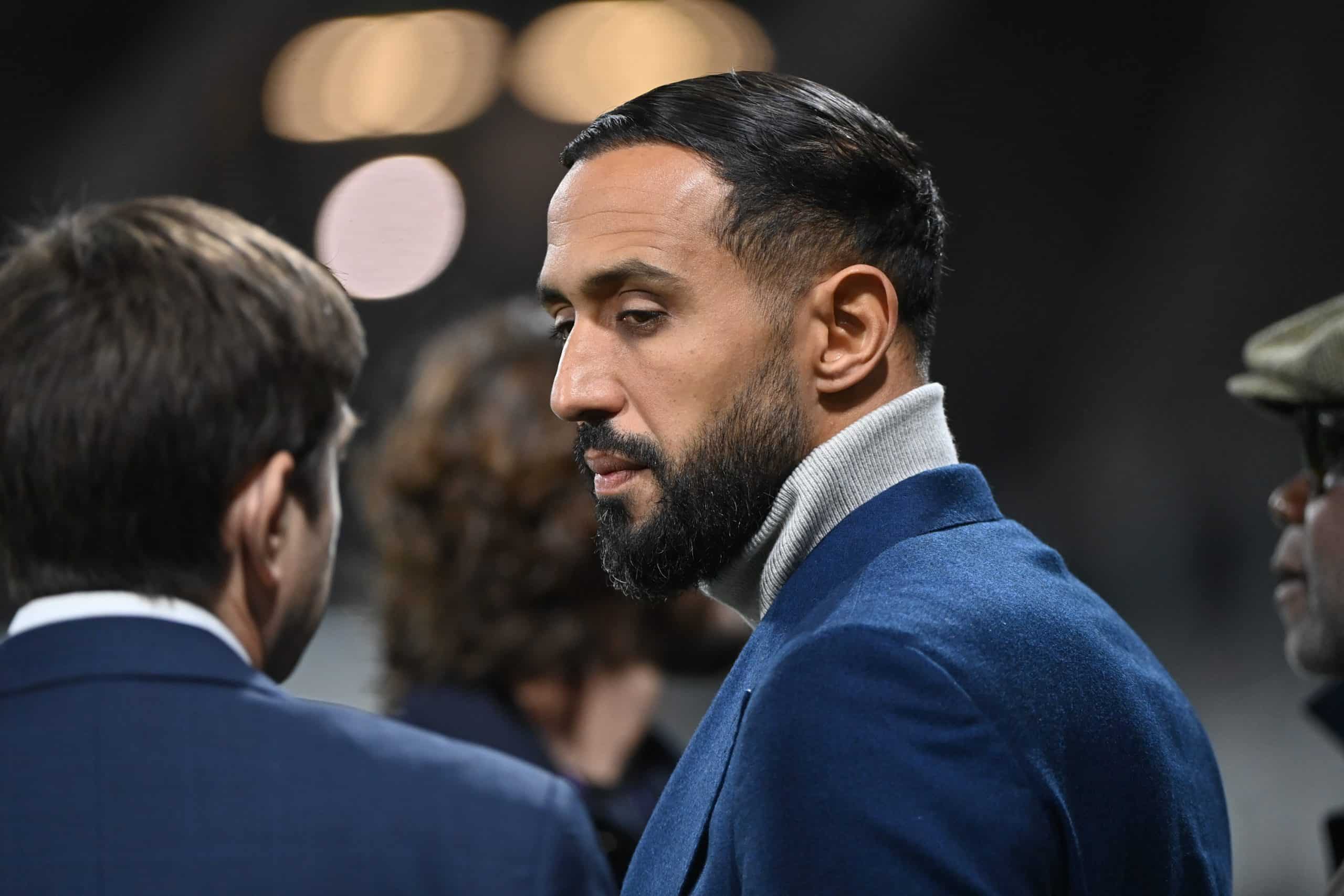 Medhi Benatia avant un match de l'OM.
