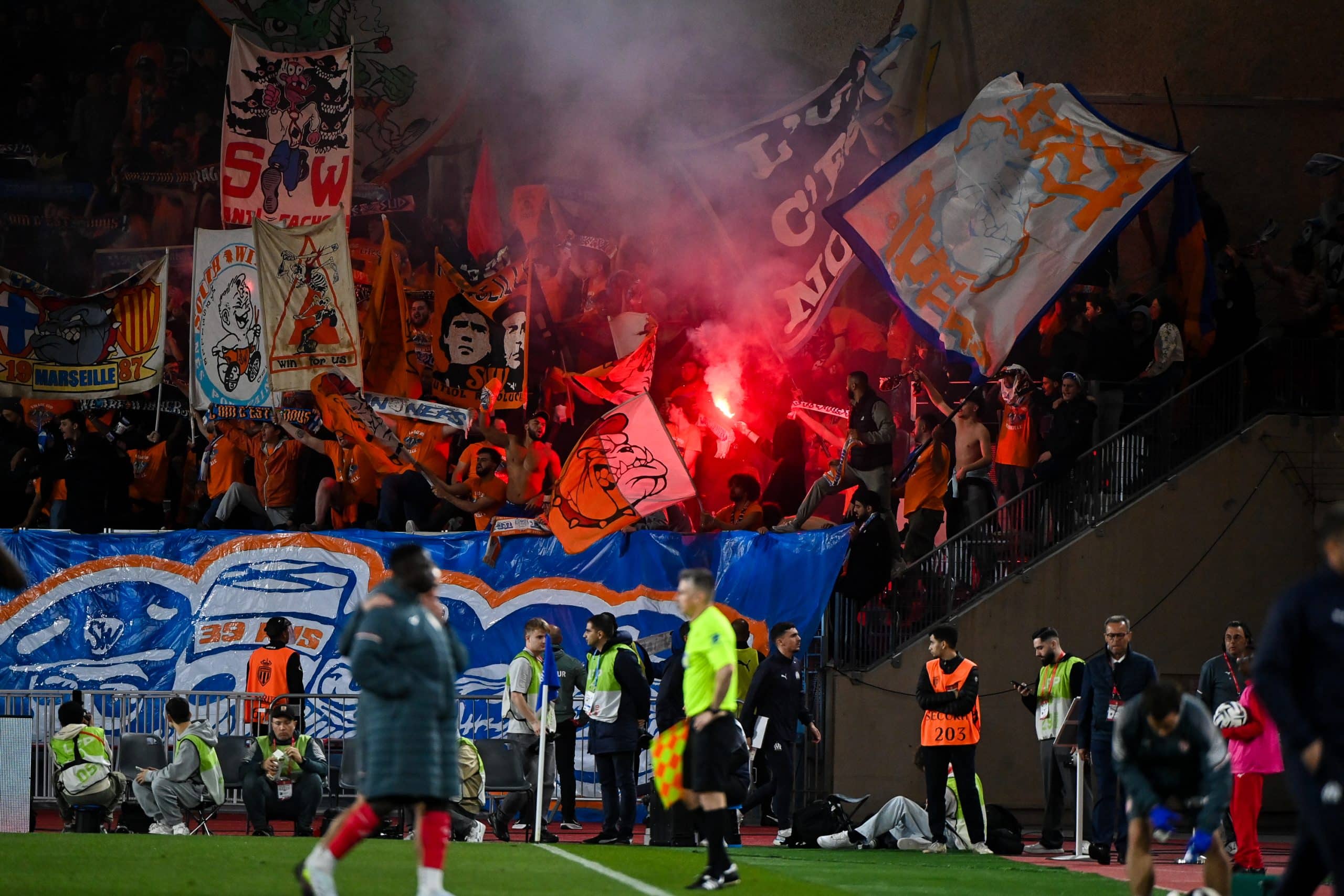Les supporters de l'OM lors du match à Monaco.