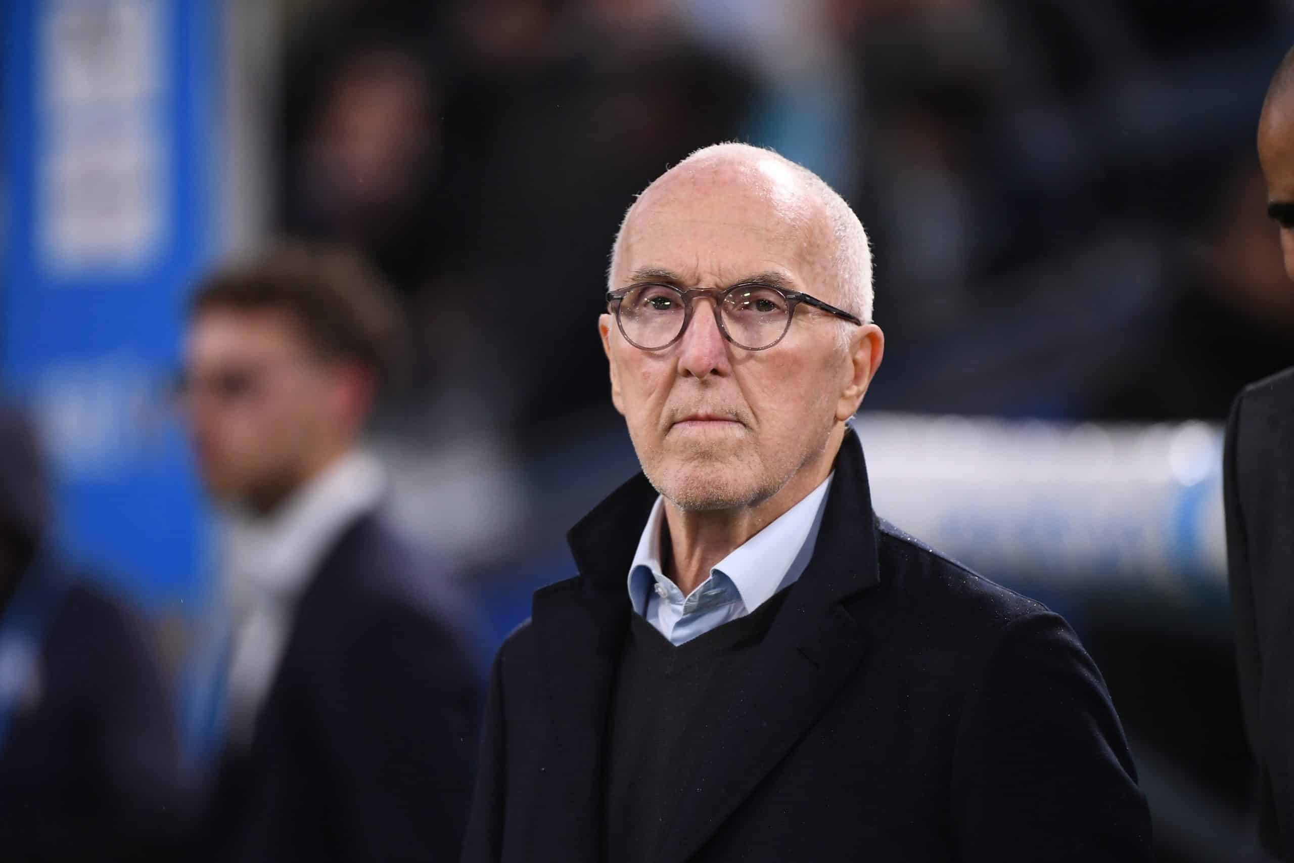 Frank McCourt avant un match au Vélodrome.