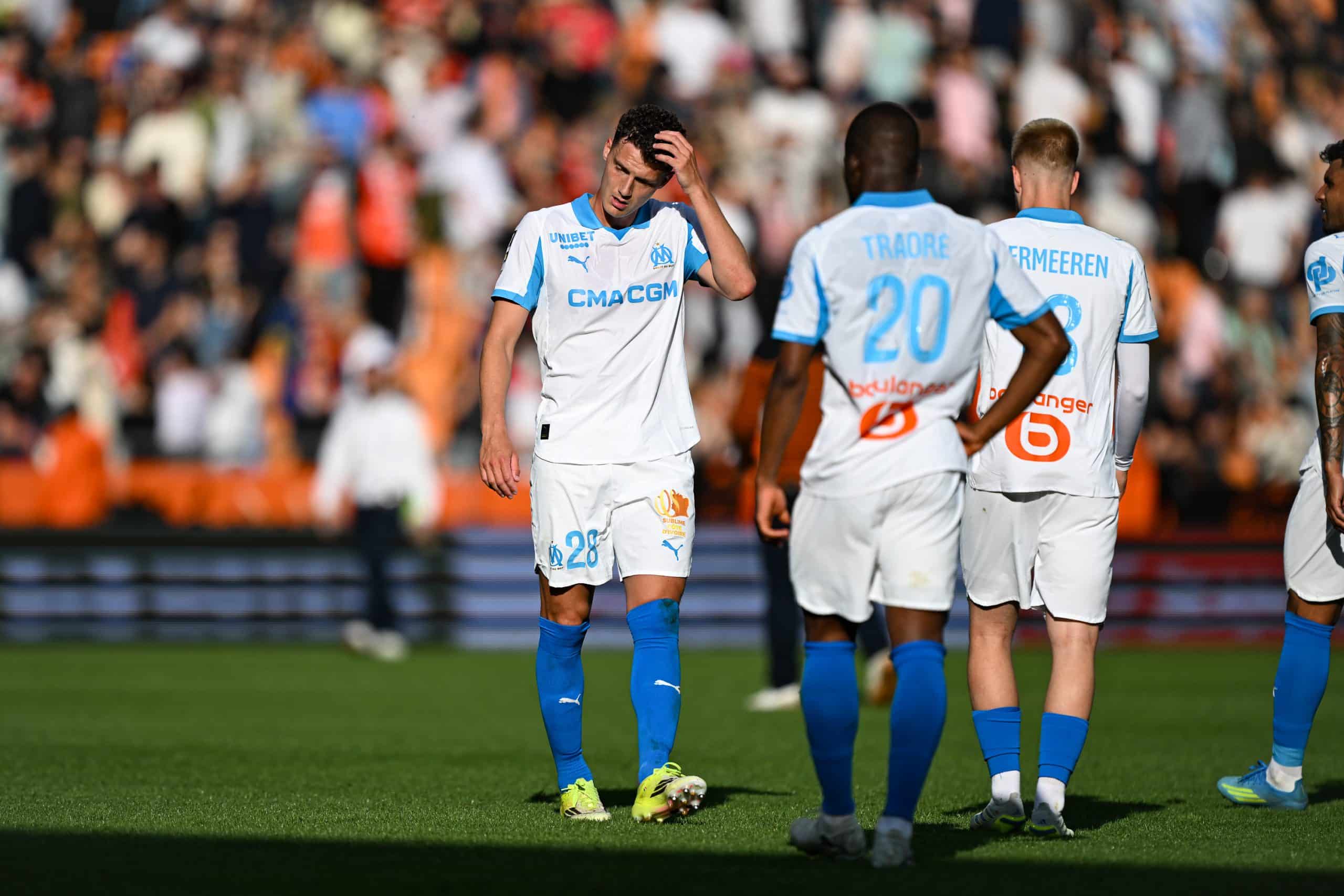 Benjamin Pavard et les Phocéens déçus après la défaite à Lorient.