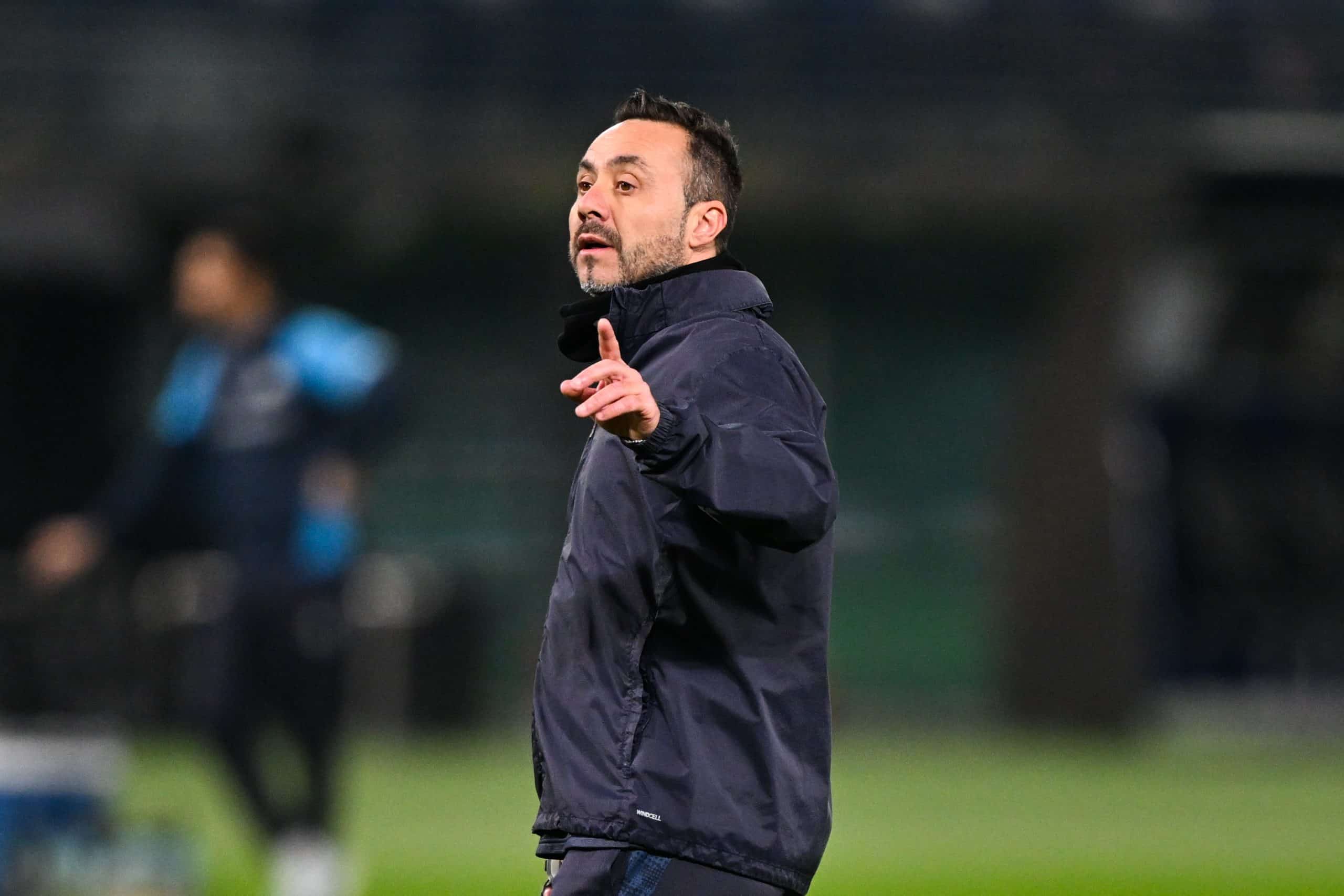 L'entraîneur de l'OM, Roberto De Zerbi, lors du Trophée des champions au Koweït.
