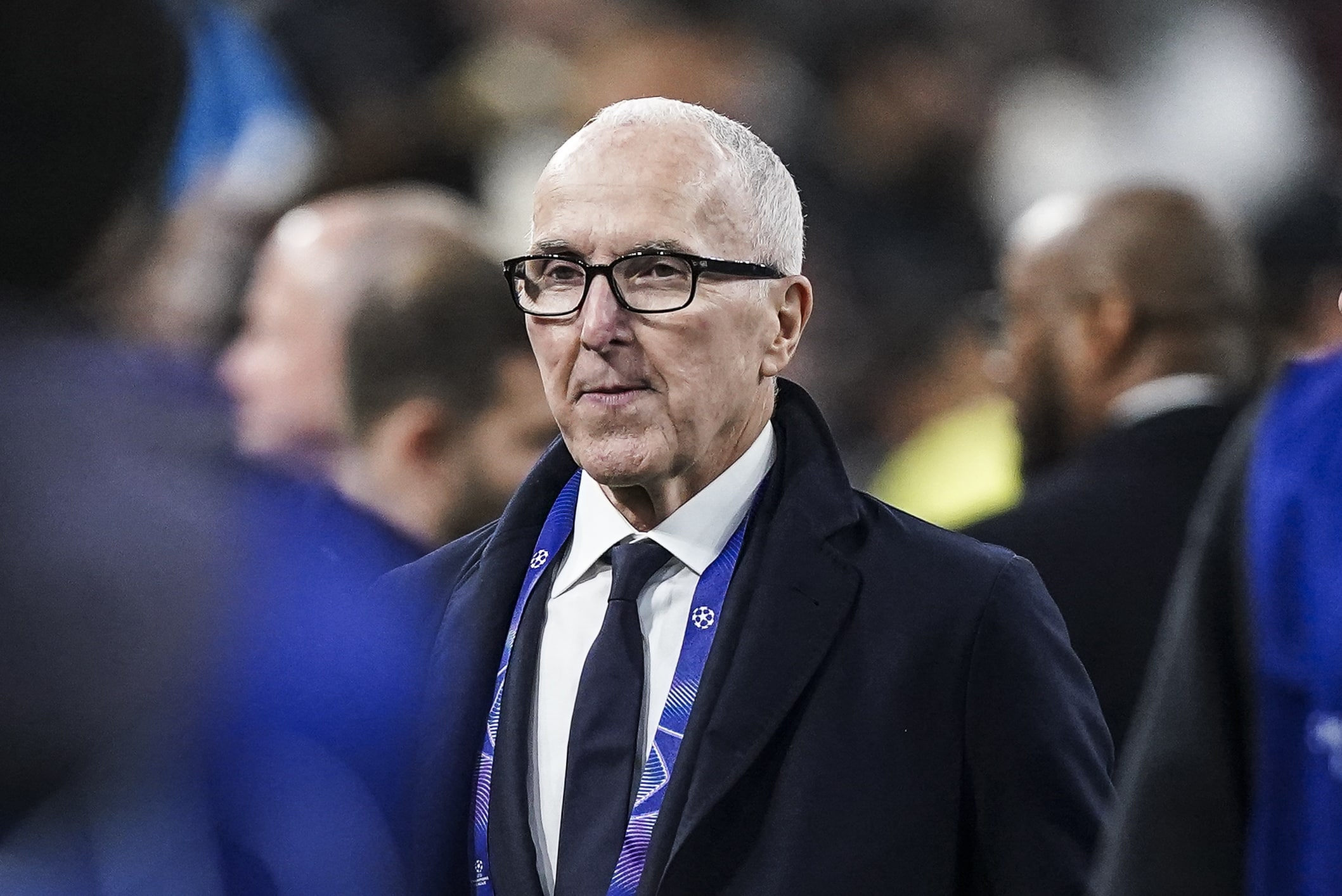Le propriétaire de l'OM, Frank McCourt, lors d'un match au Vélodrome.