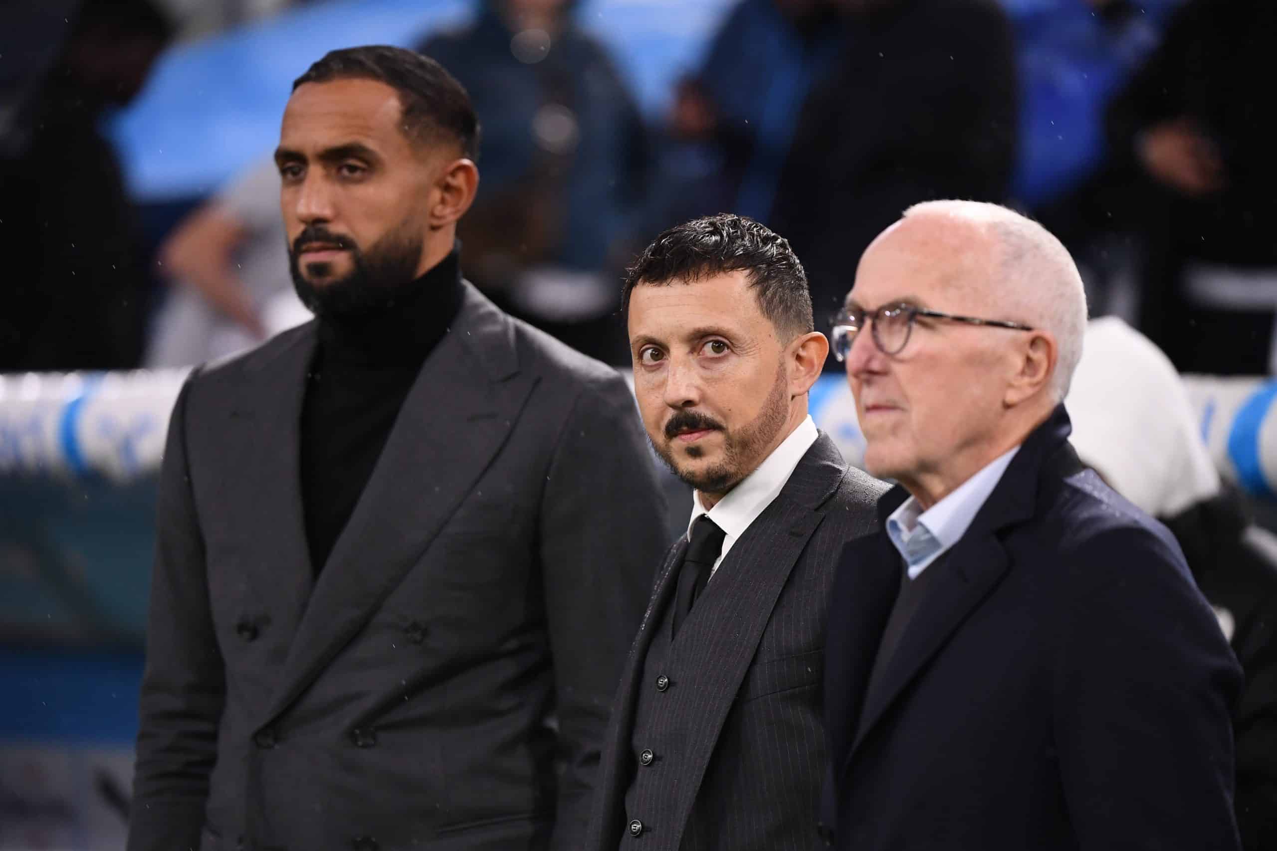 Medhi Benatia, Pablo Longoria et Frank McCourt avant un match de l'OM.