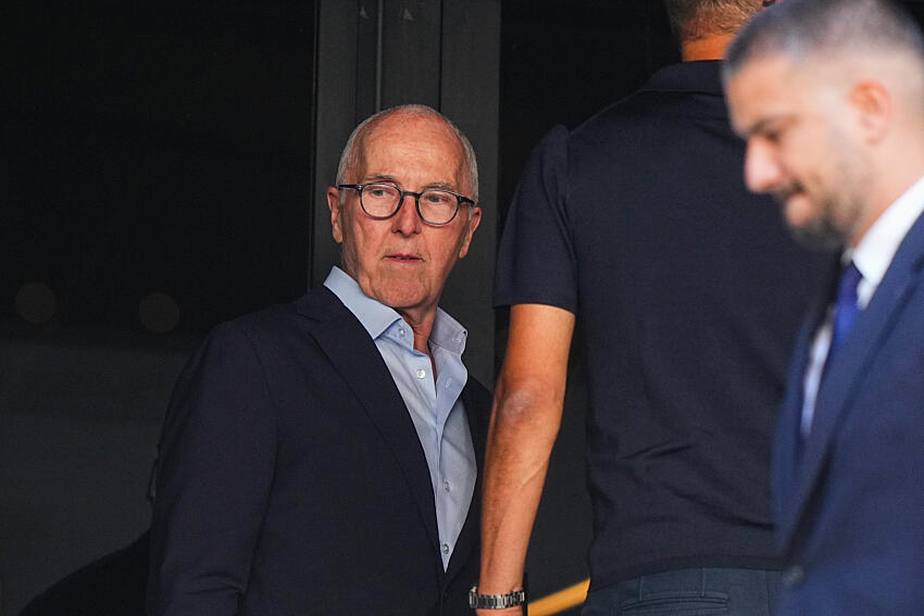 Frank McCourt (OM)