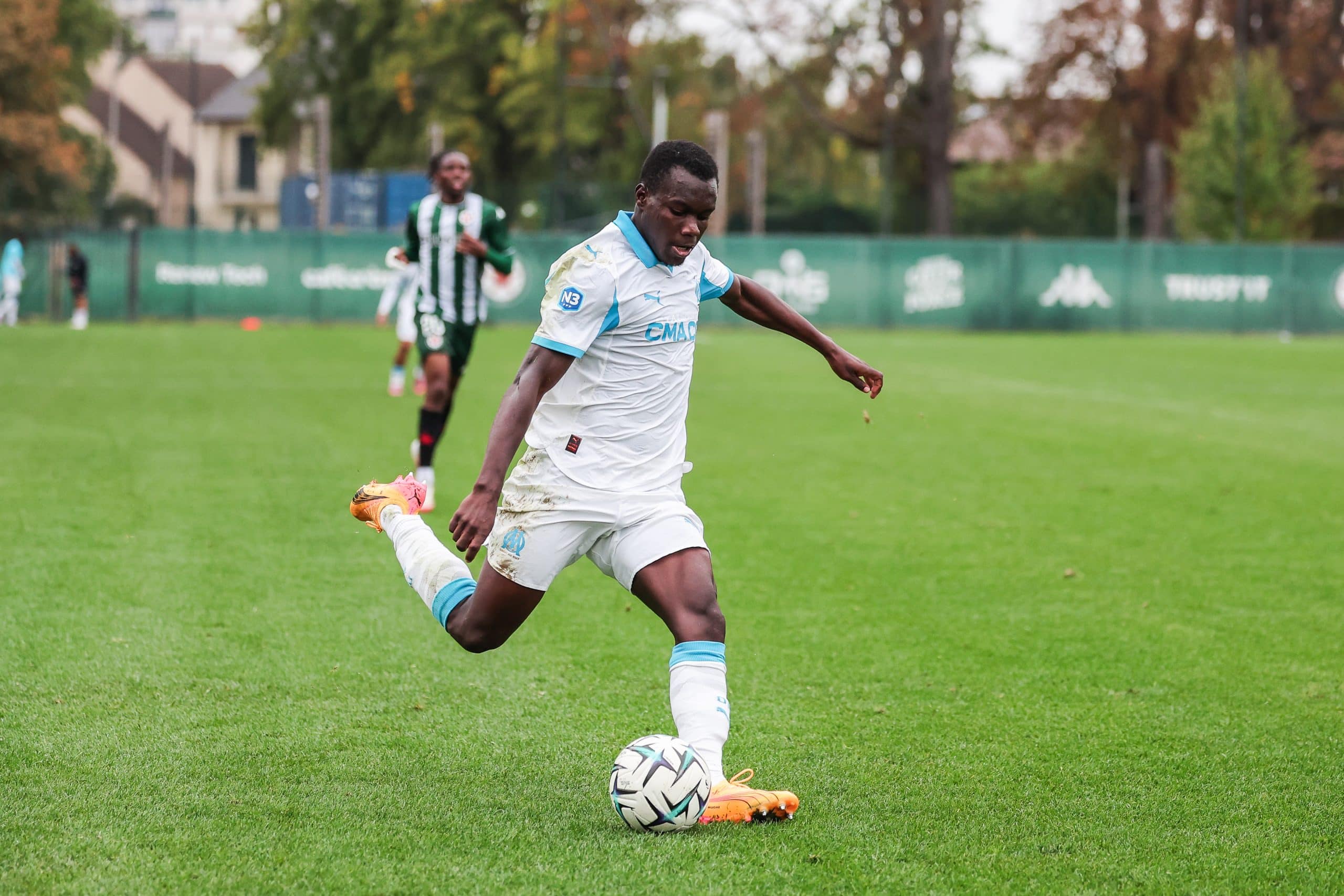 François-Régis Mughe lors d'un match de la réserve de l'OM.