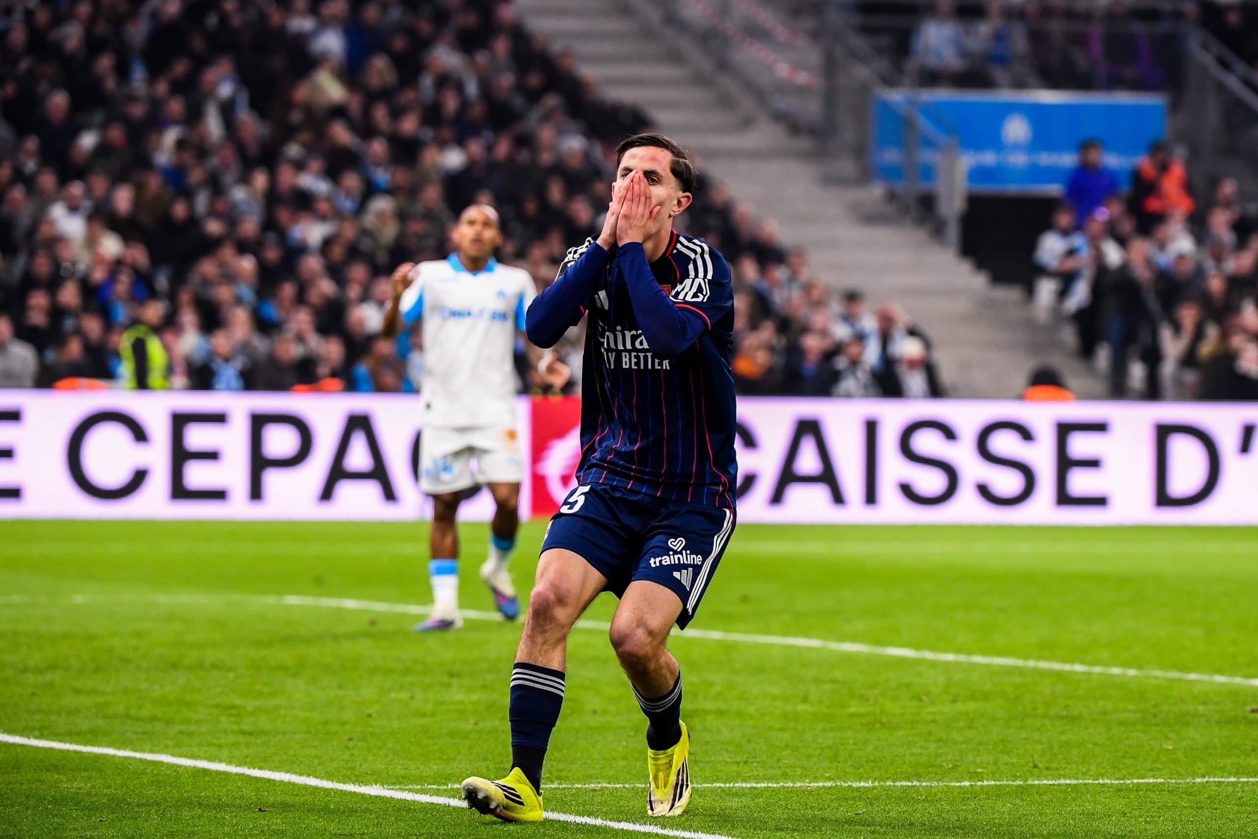 Rémi Himbert déçu après une occasion manquée lors de l'Olympico.