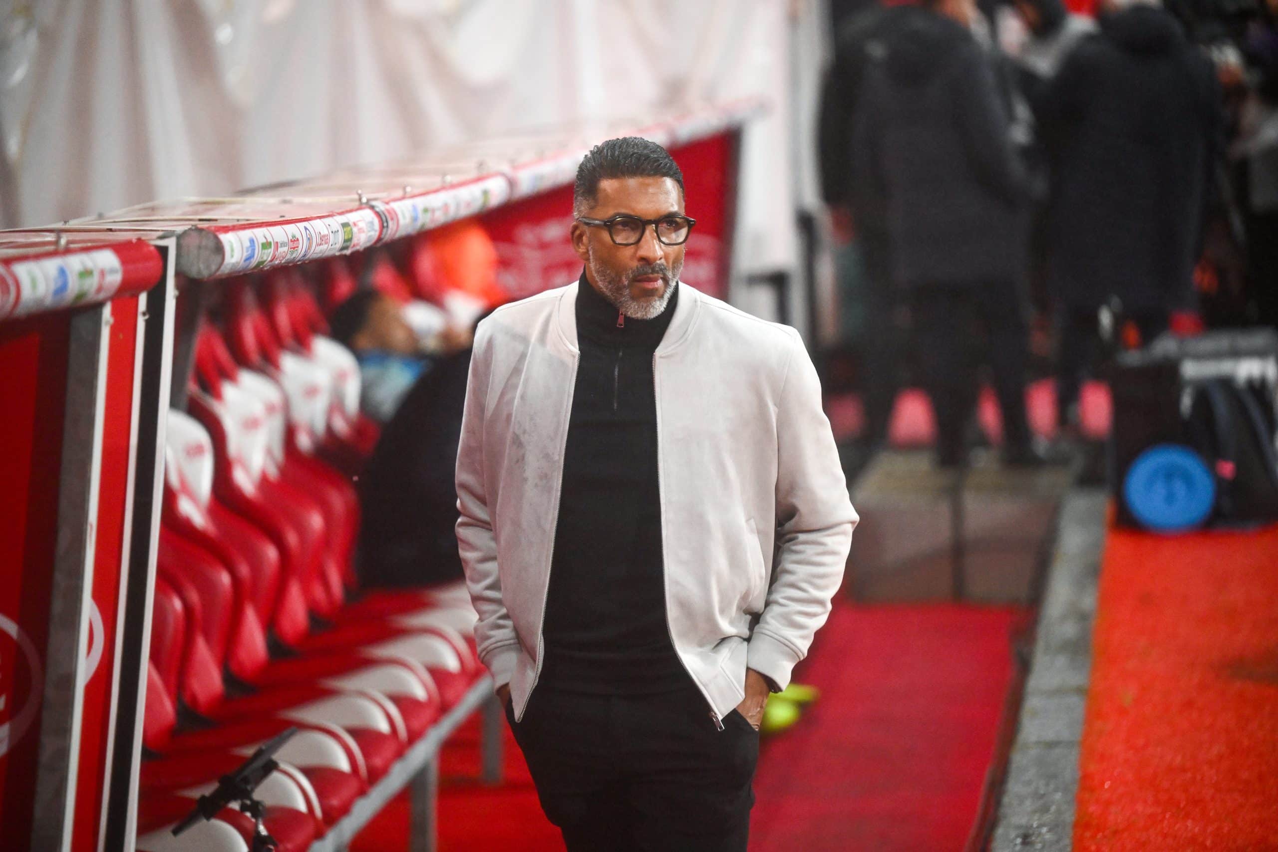 Habib Beye, à Brest, lors de son premier match comme entraîneur de l'OM.