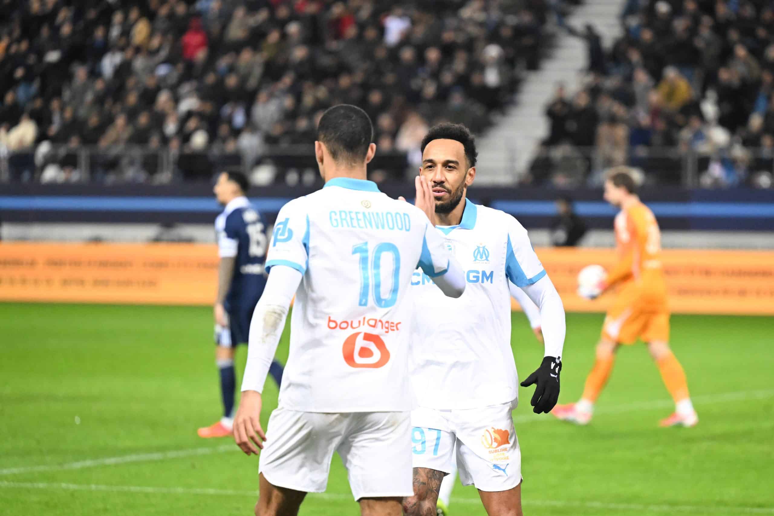 La joie de Mason Greenwood et Pierre-Emerick Aubameyang après le deuxième de l'OM contre le PFC.