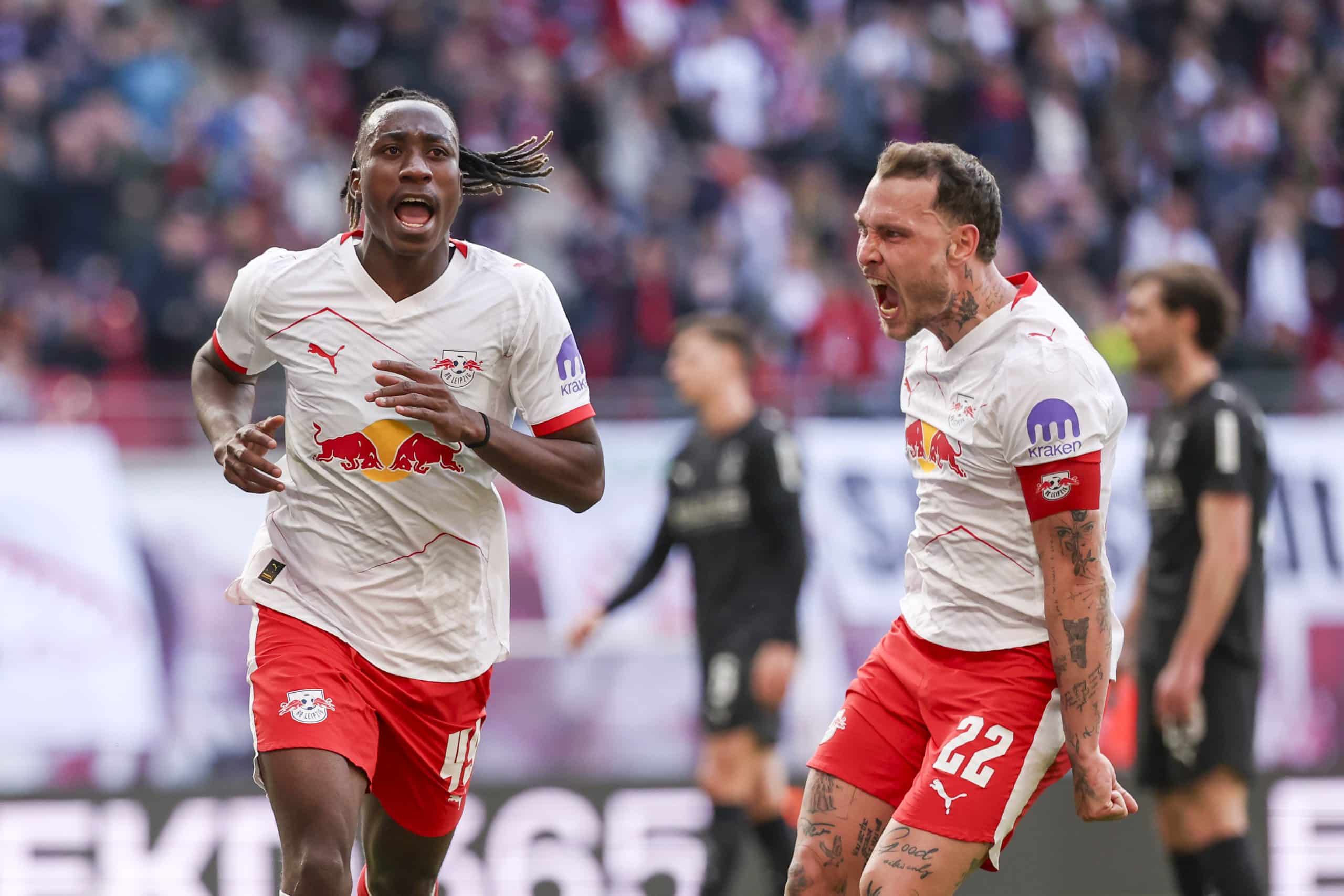 Ian Diomandé célébrant son but avec le RB Leipzig face à Mönchengladbach.