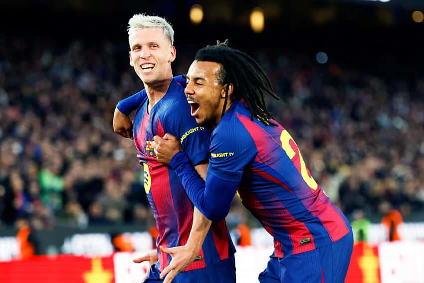 Olmo et Koundé au Barça