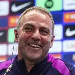 PSG Mercato : passé par le FC Barcelone, il vient de poser ses valises à Paris ! 