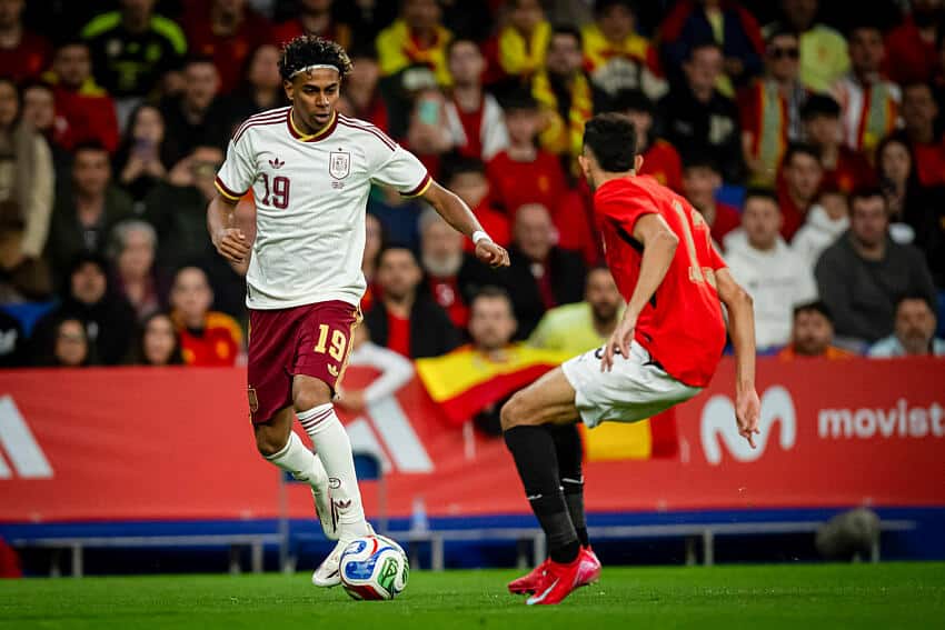 Lamine Yamal avec l'Espagne