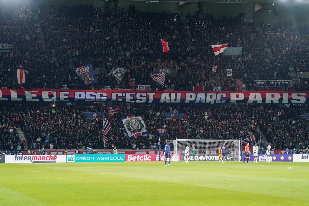 PSG – OM : le geste fort des ultras parisiens en faveur… des supporters marseillais