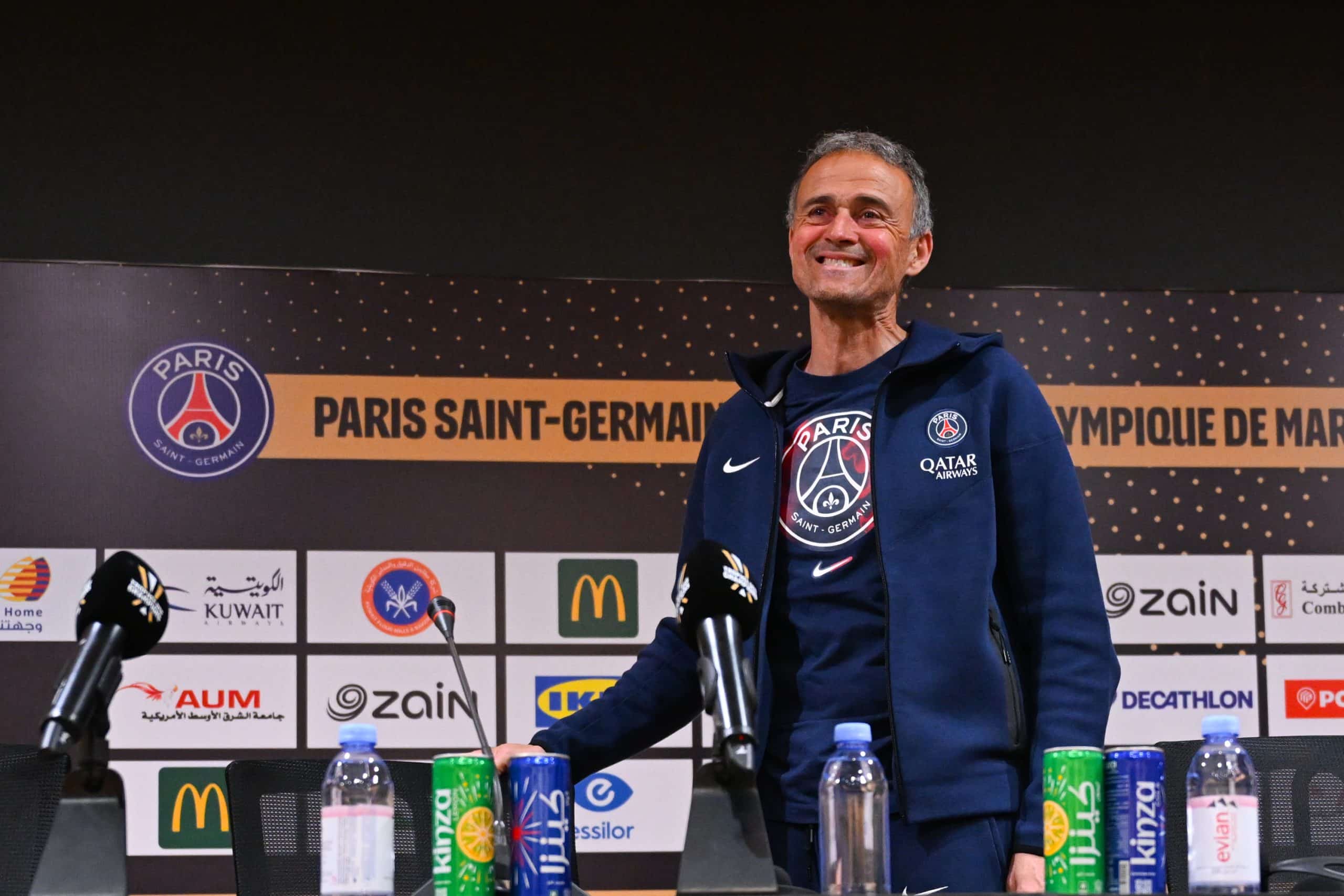 L'entraîneur du PSG, Luis Enrique, avant la conférence de presse du Trophée des champions.