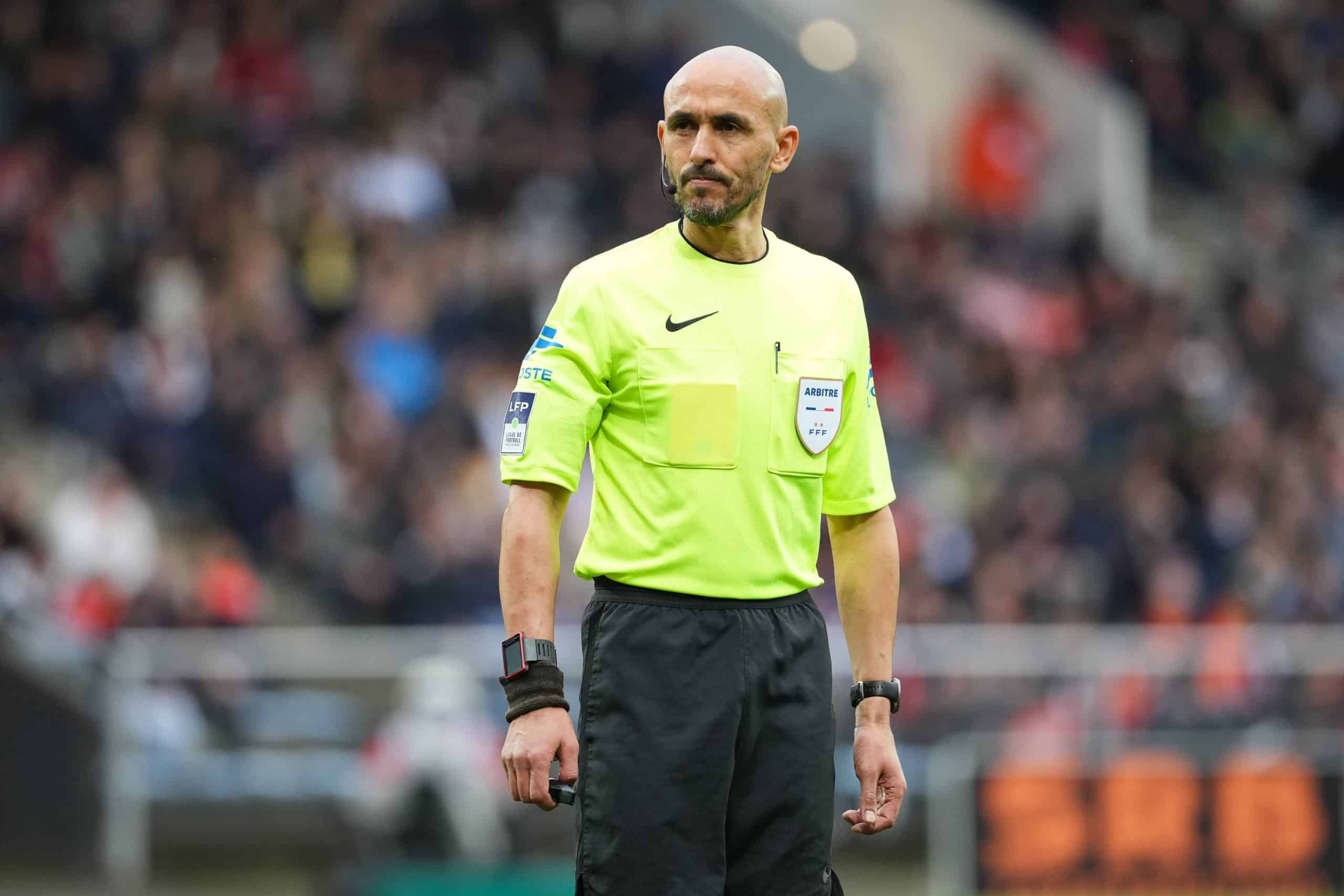 Hakim Ben El Salem Hadj lors d'un match entre Lorient et Toulouse.