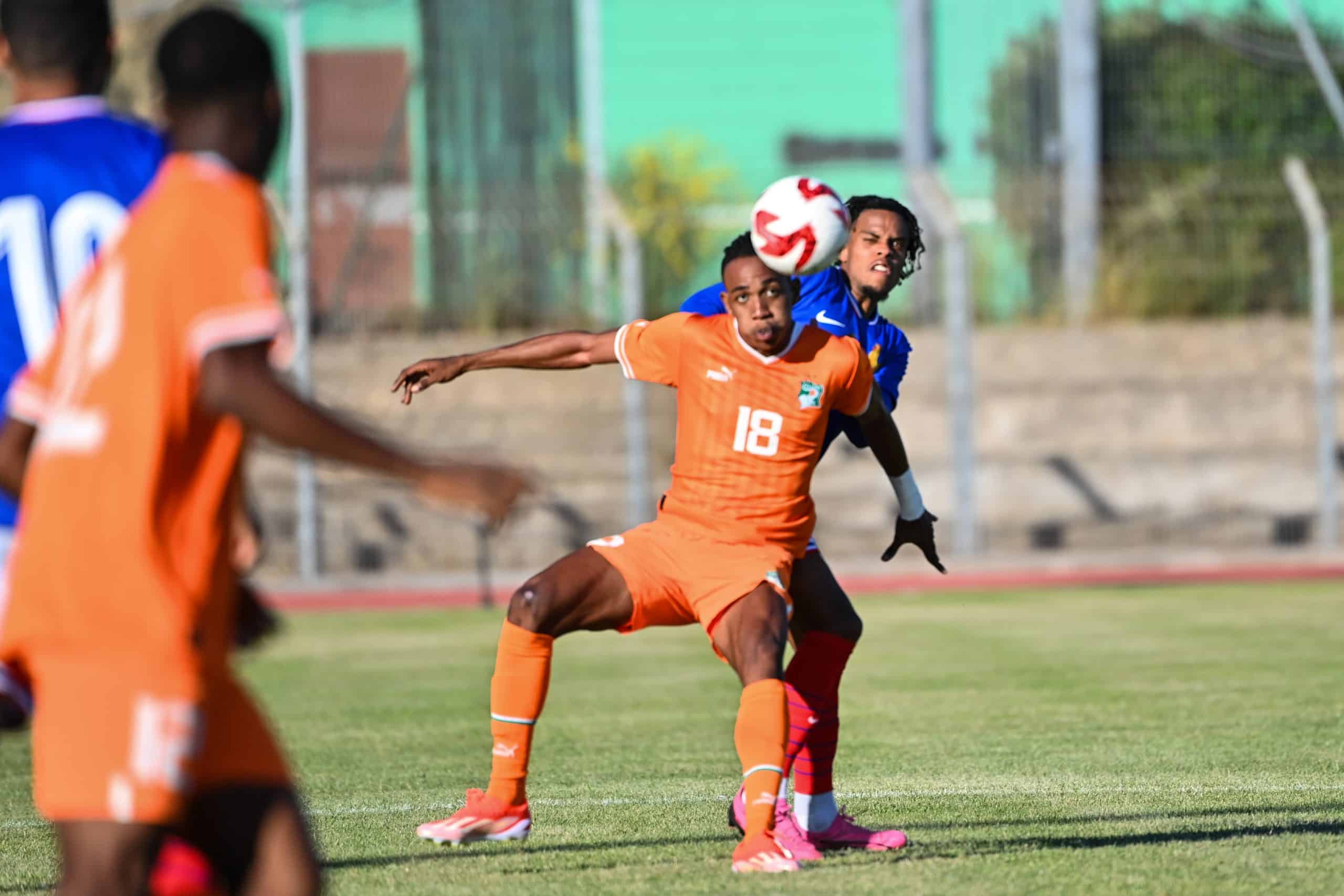 Christ Tapé lors d'un match entre la Côte d'Ivoire U20 et l'équipe de France.