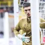 RC Lens : Pierre Ménès tacle Robin Risser, Pierre Sage lui répond sèchement