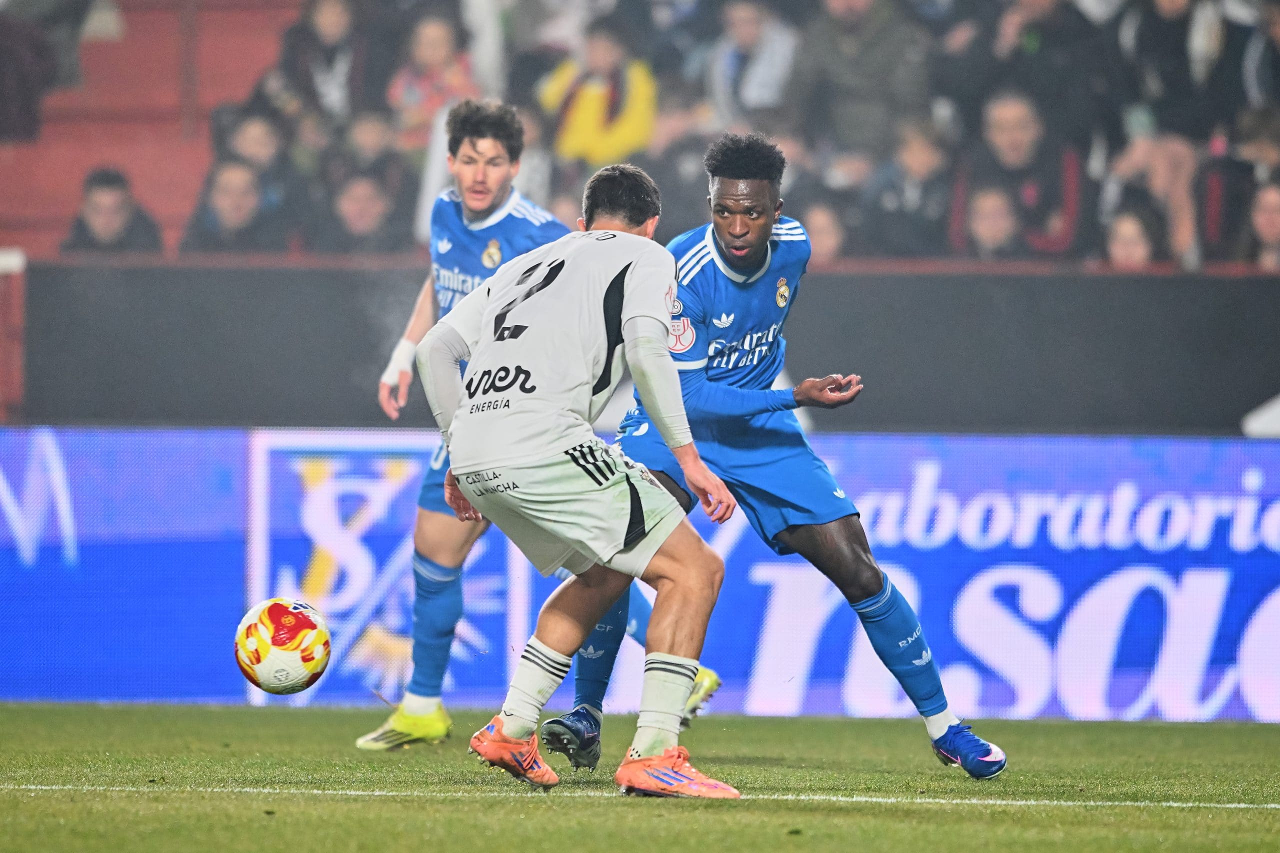 Vinicius Jr en action lors du match contre Albacete en Coupe du Roi.