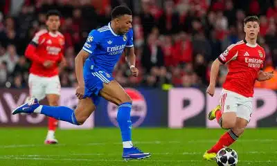 Real Madrid : les images folles de Mbappé qui dénonce les insultes racistes et prend l&rsquo;auteur à partie à Lisbonne