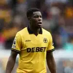 Revue de presse : le Paris FC frappe fort avant le FC Nantes, un nouveau 9 au HAC, Genesio (LOSC) réserve une grosse surprise à Luis Enrique (PSG)