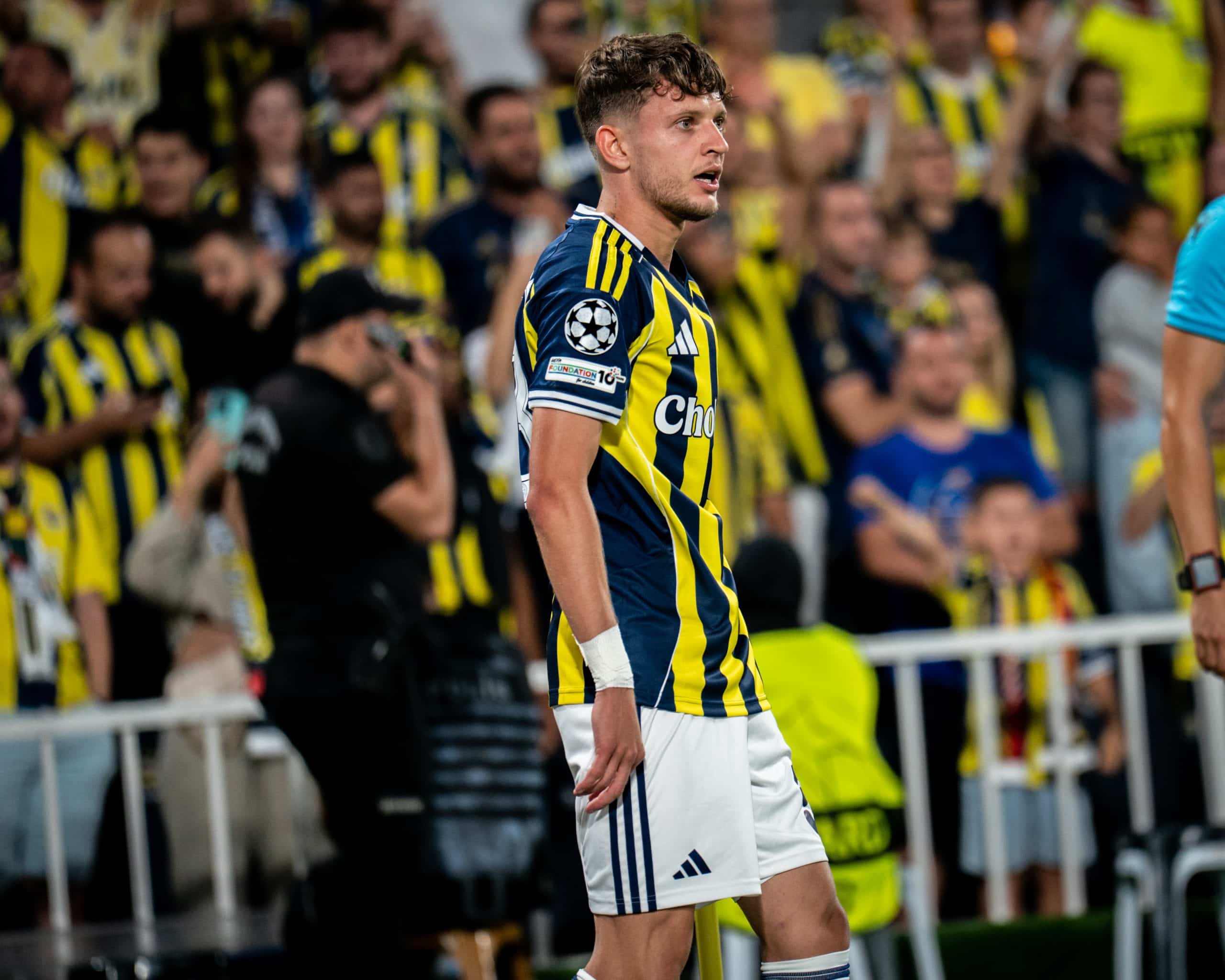 Sebastian Szymanski (Fenerbahçe)