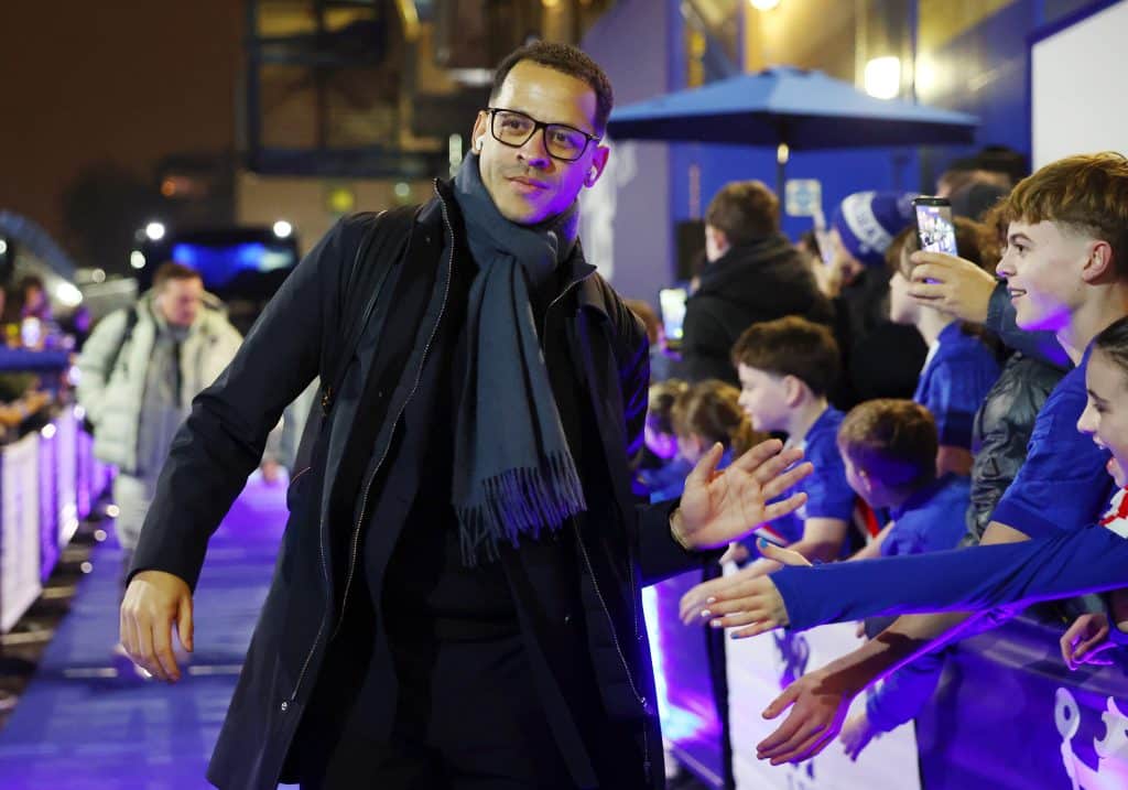 Stade Rennais Mercato : Liam Rosenior prêt à se servir à Rennes, Habib Beye s’étrangle !