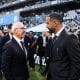 Frank McCourt et Medhi Benatia en discussion à l'OM.